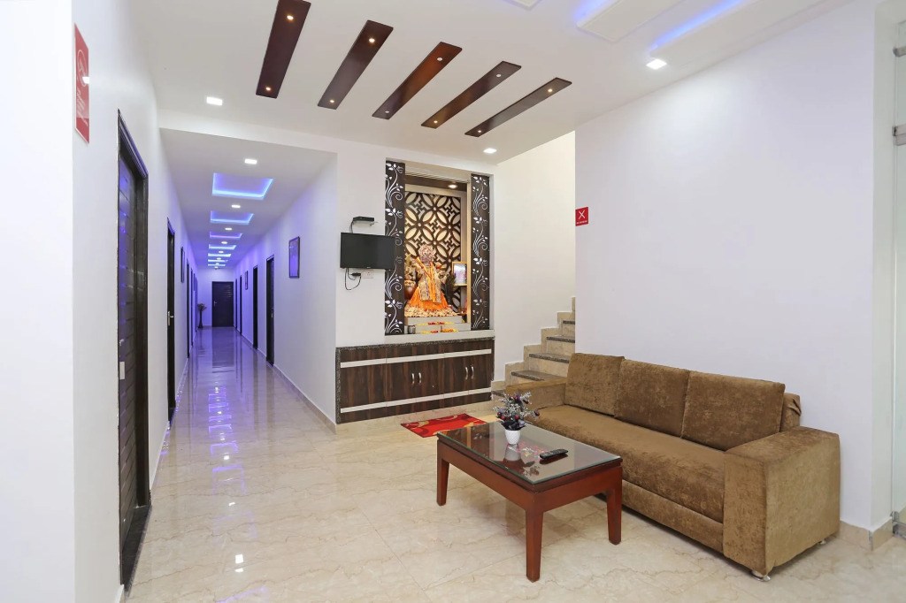 Агра: Fabexpress Ps Villa