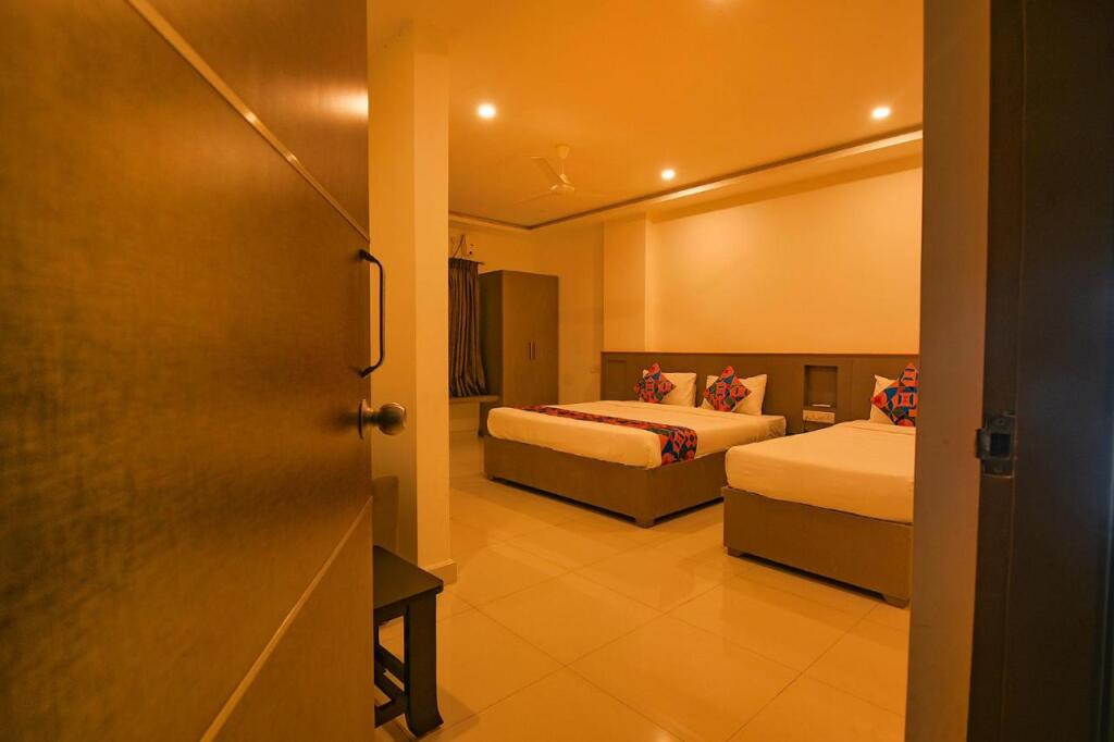 Бангалор: Fabhotel Champion Gateway