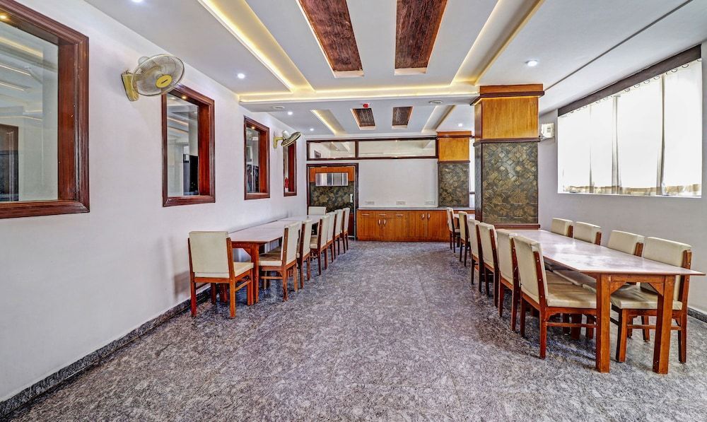 Агра: Treebo Trend Hotel Golden Bird