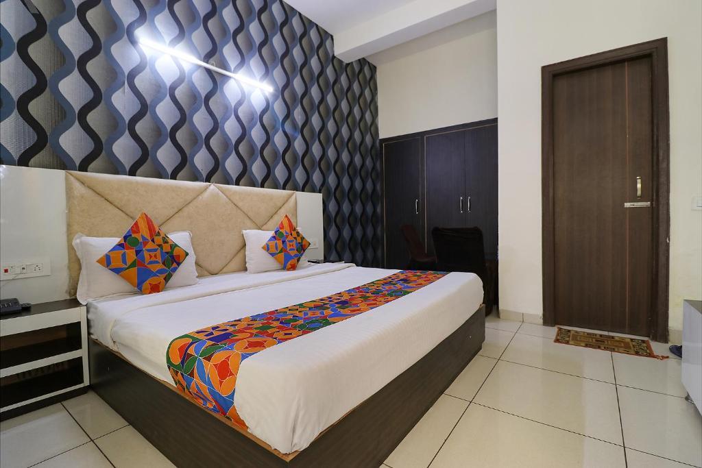 Лудхиана: Fabhotel K9