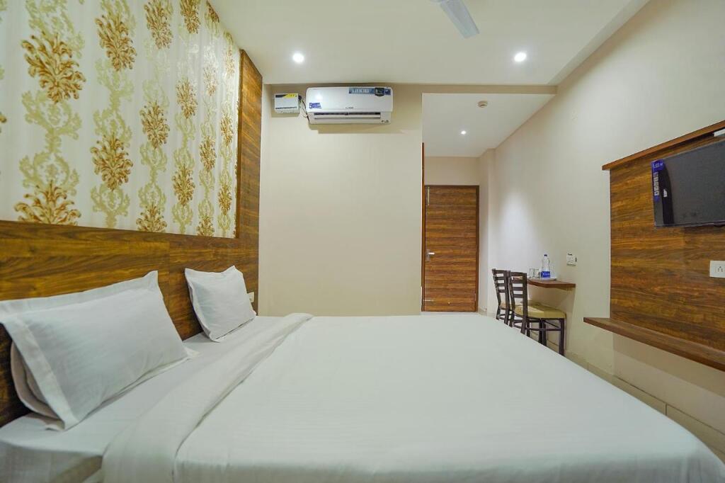 Мохали: Fabhotel Hc Mohali Inn