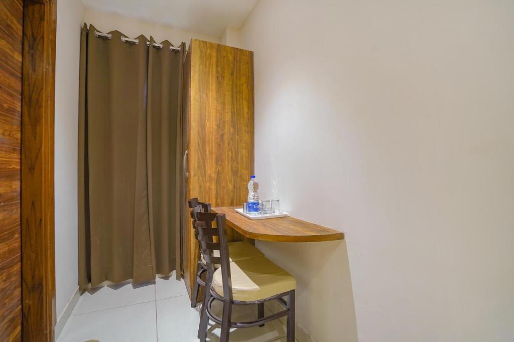 Мохали: Fabhotel Hc Mohali Inn