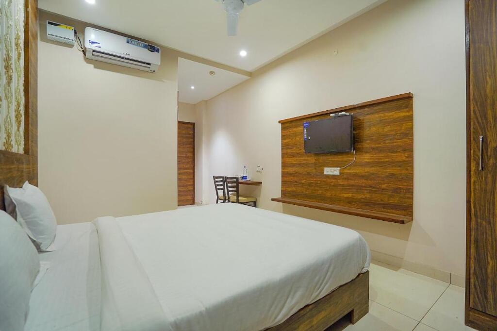 Мохали: Fabhotel Hc Mohali Inn