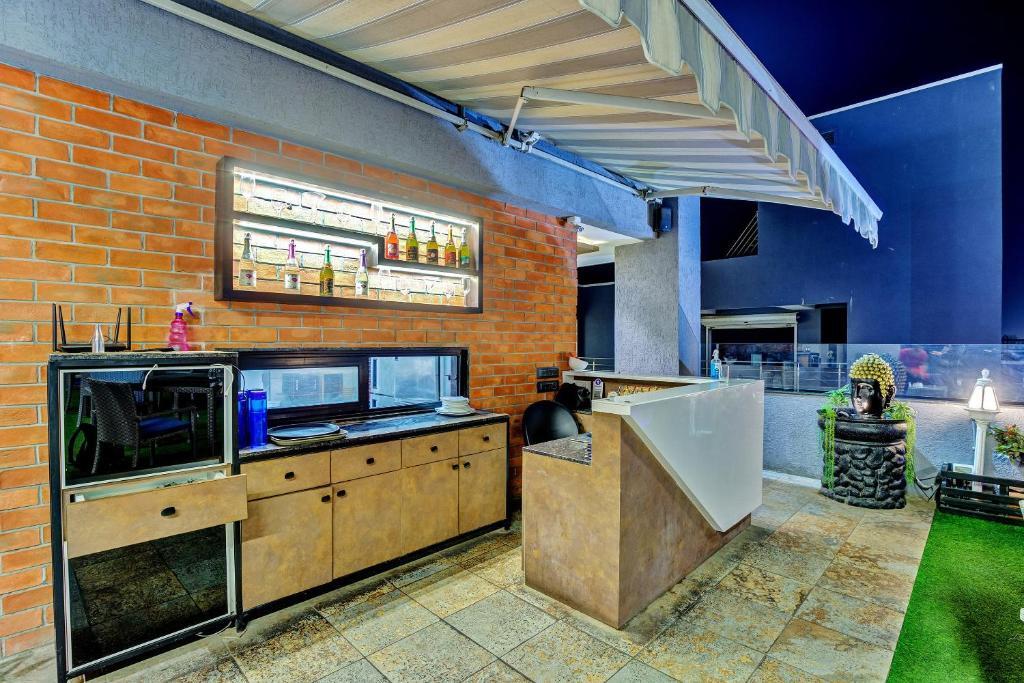 Ахмедабад: OYO Townhouse 812 Hotel The Grand White