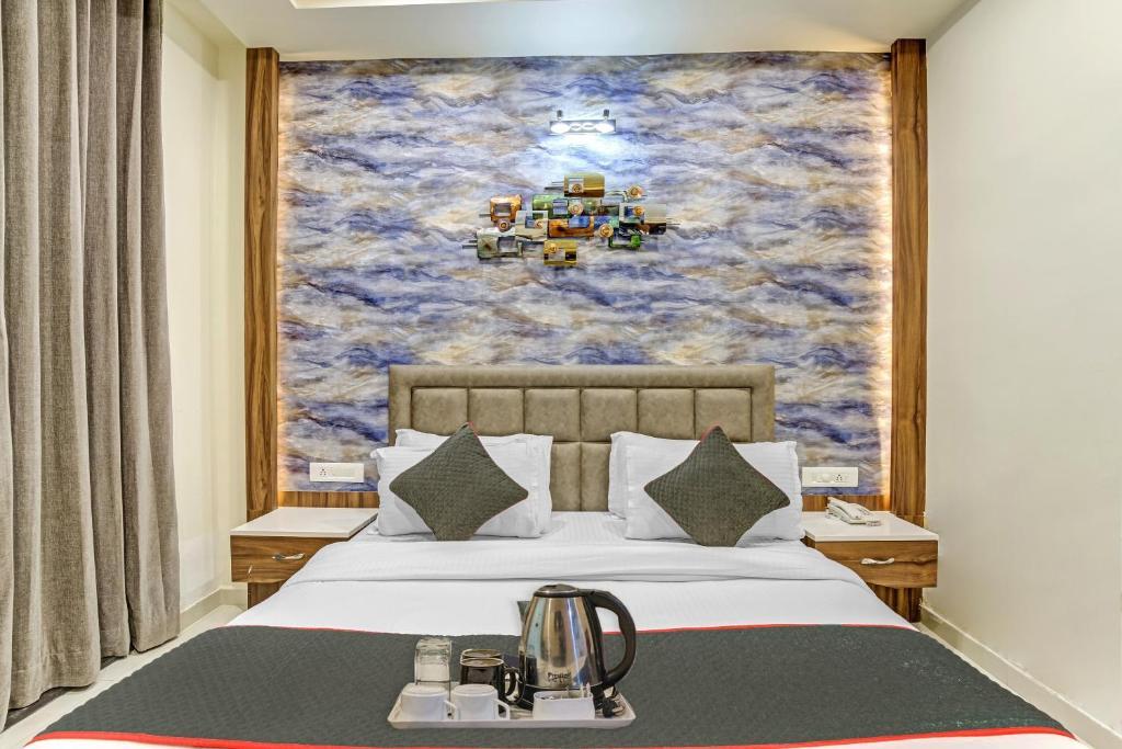 Ахмедабад: OYO Townhouse 812 Hotel The Grand White
