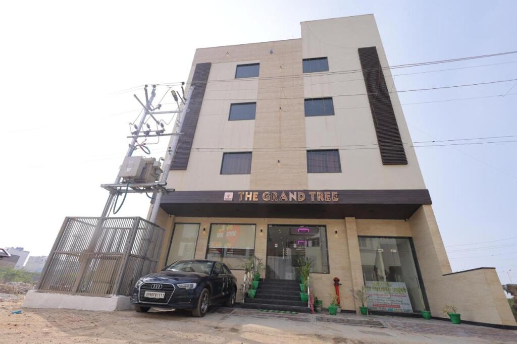 Агра: The Grand Tree Hotel