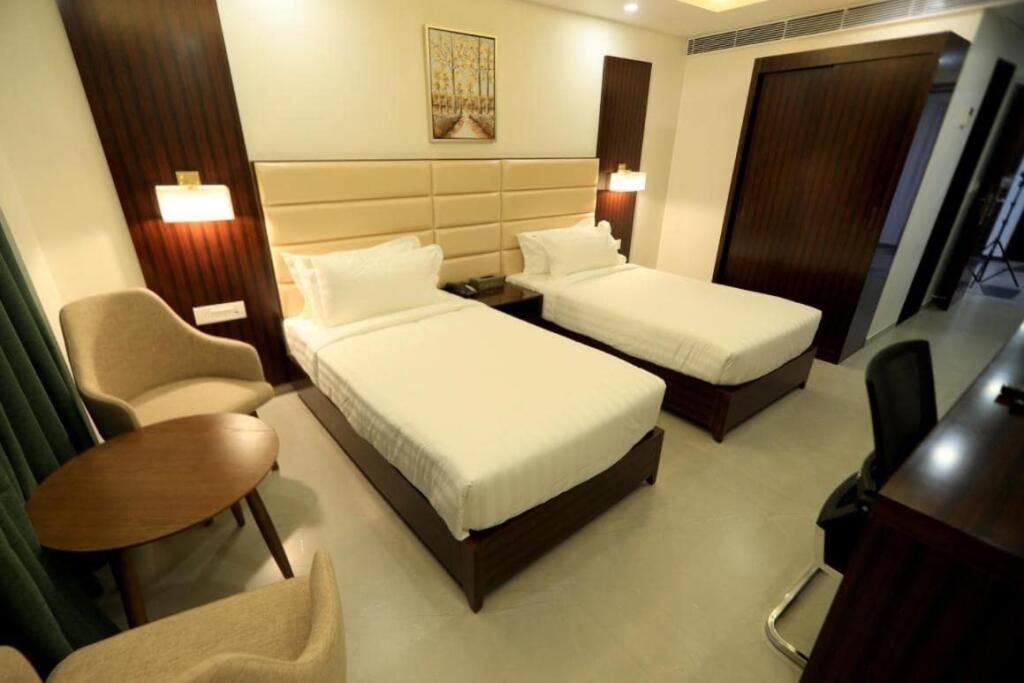 Ахмедабад: Apricot Hotel Ahmedabad