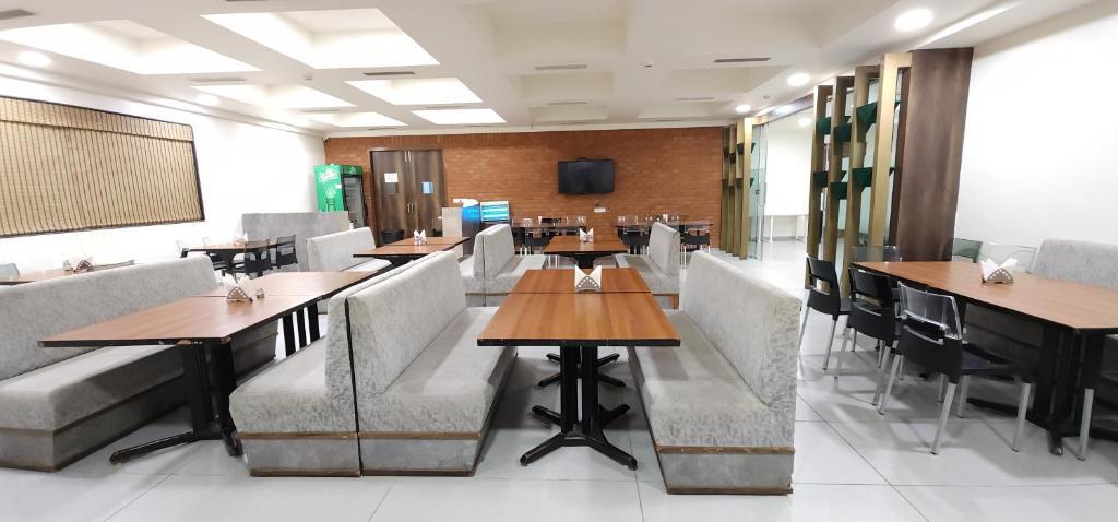 Ахмедабад: Apricot Hotel Ahmedabad