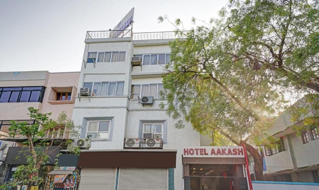 Ахмедабад: Itsy Hotels Aakash,100 Mts From Sardar Patel Stadium
