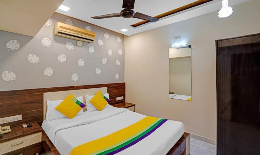 Ахмедабад: Itsy Hotels Aakash,100 Mts From Sardar Patel Stadium
