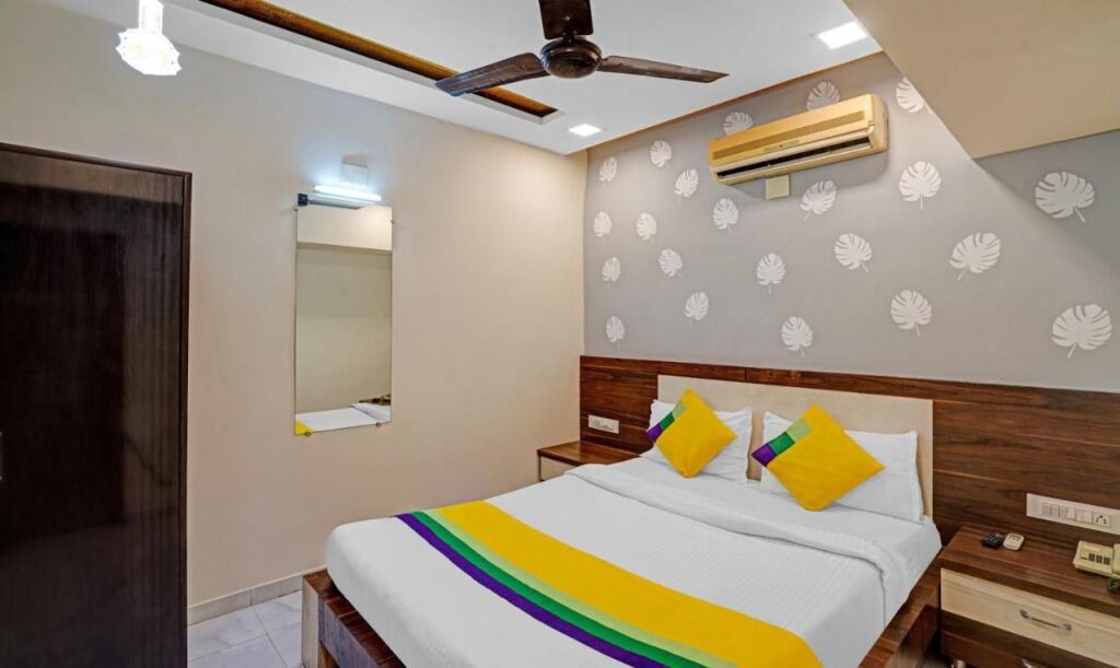 Ахмедабад: Itsy Hotels Aakash,100 Mts From Sardar Patel Stadium
