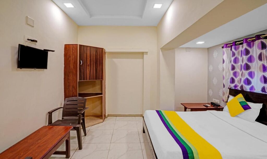 Ахмедабад: Itsy Hotels Aakash,100 Mts From Sardar Patel Stadium