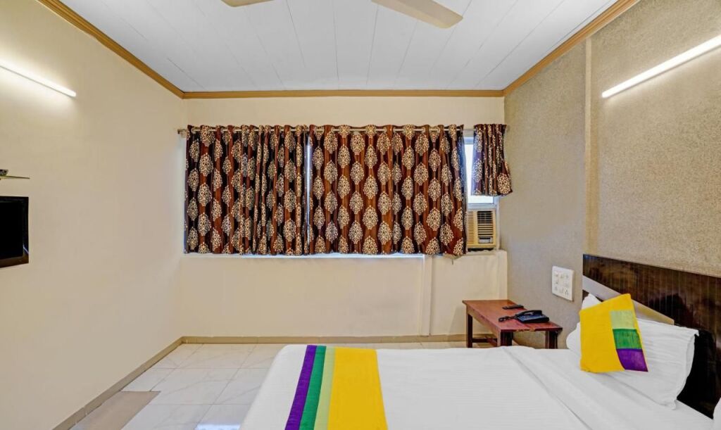 Ахмедабад: Itsy Hotels Aakash,100 Mts From Sardar Patel Stadium