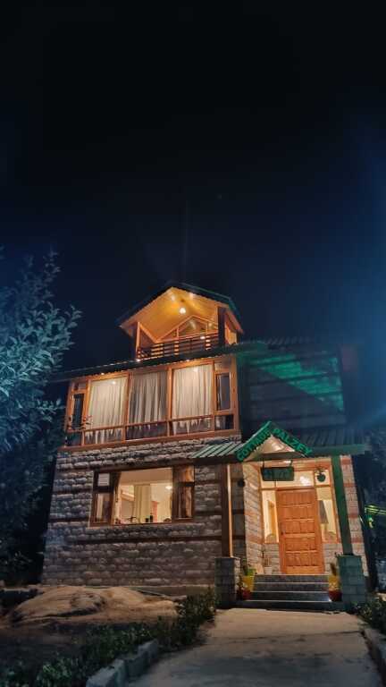 Манали: Cottage Palzey Manali