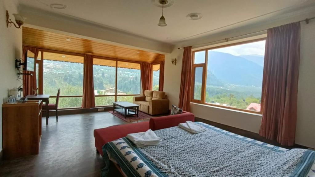 Манали: Cottage Palzey Manali
