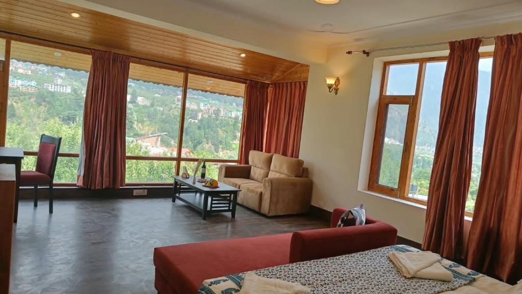 Манали: Cottage Palzey Manali
