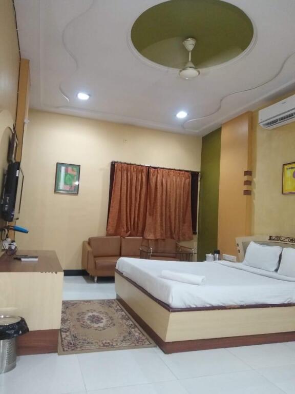Райпур: Hotel Sudha Regency