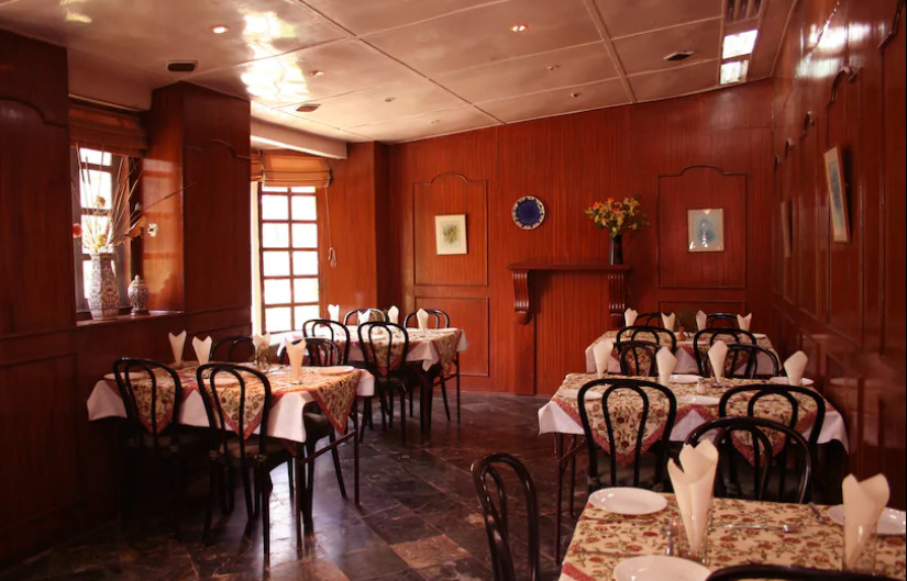 Агра: West View Hotel