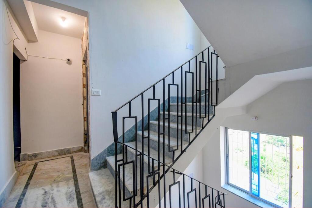 Колката: Fabexpress Amar Raj Villa