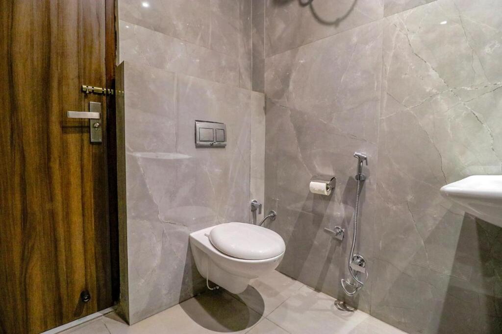 Джаландхар: Fabhotel Prime K9 Regency