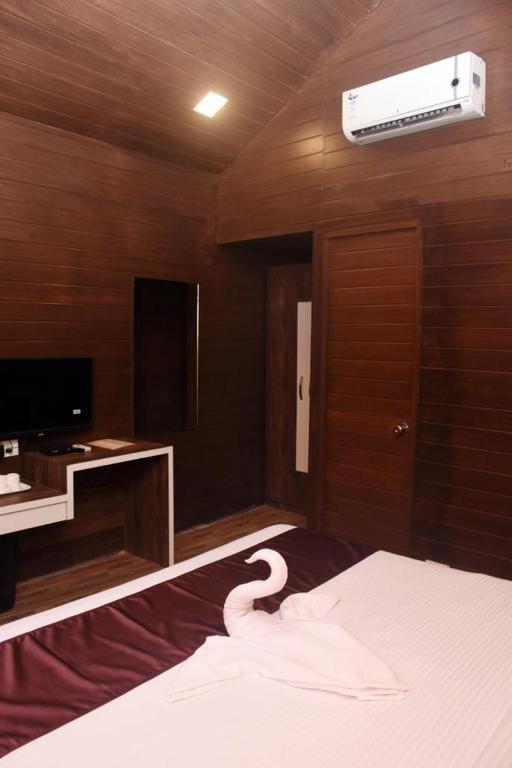 Калангут: Wood House Beach Resort