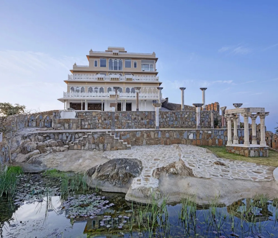 Садри: Fateh Safari Suites by Fateh Collection