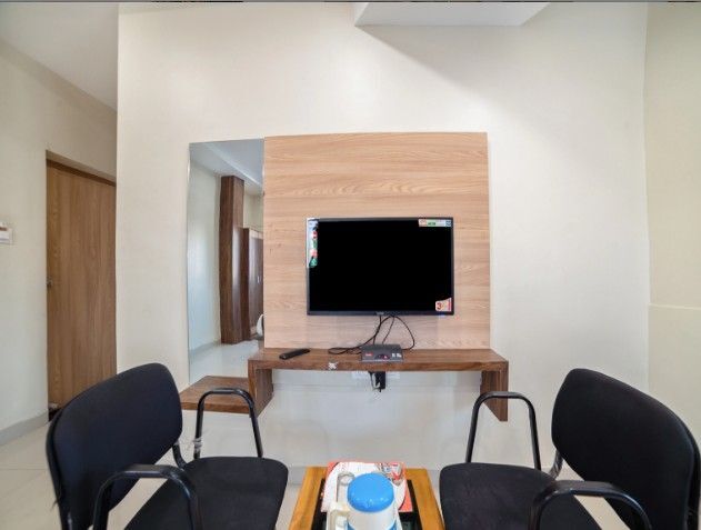 Ахмедабад: Hotel sunsarovar
