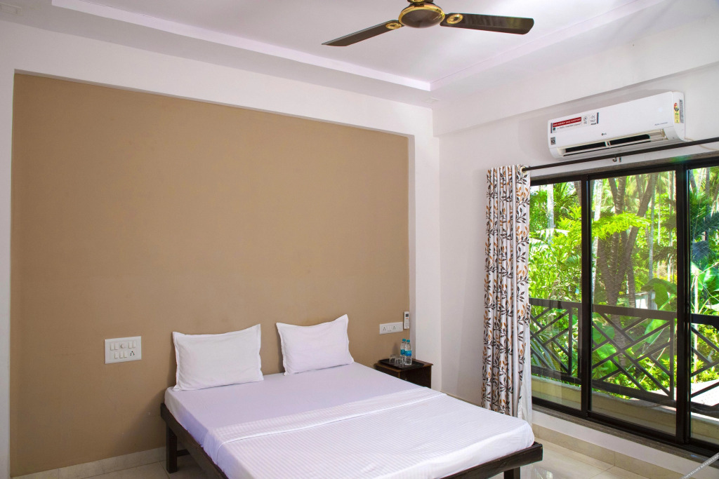 Агра: Avalon Palms Agra