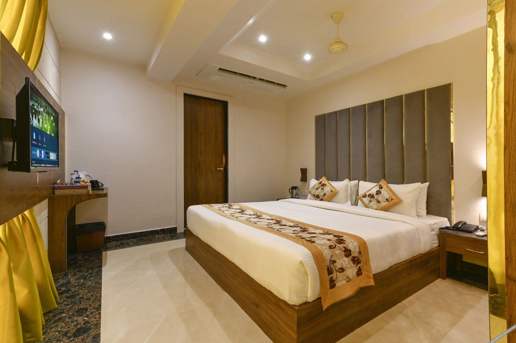 Агра: Avalon Palms Agra