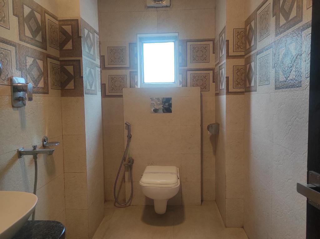 Гувахати: Hotel Rudraksh- Near Guwahati Airport