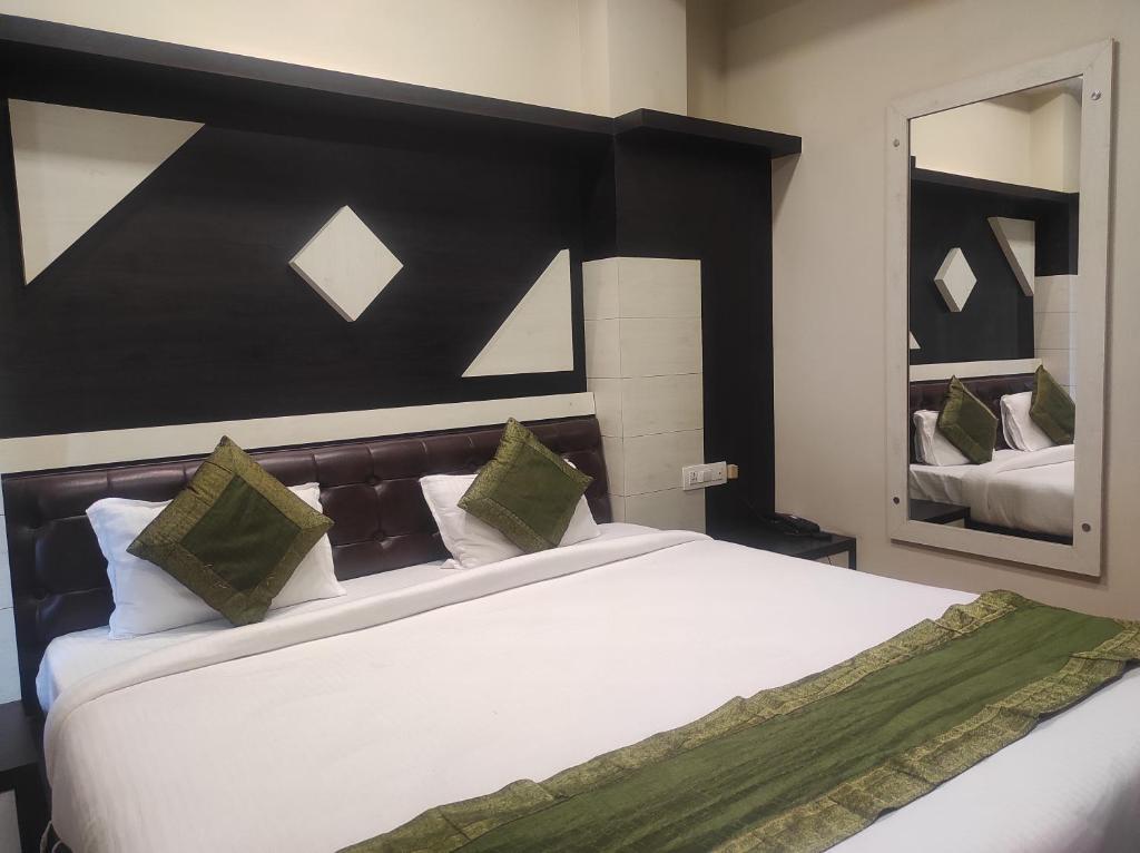 Гувахати: Hotel Rudraksh- Near Guwahati Airport