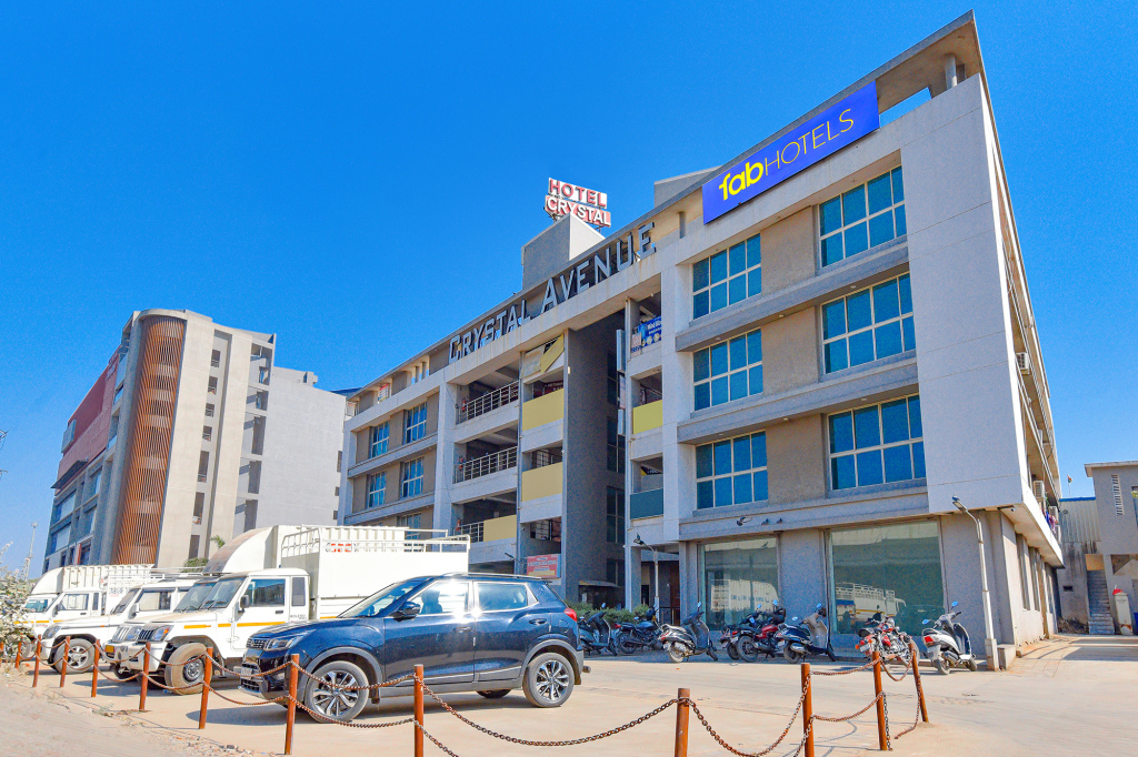 Ахмедабад: Fabhotel Crystal
