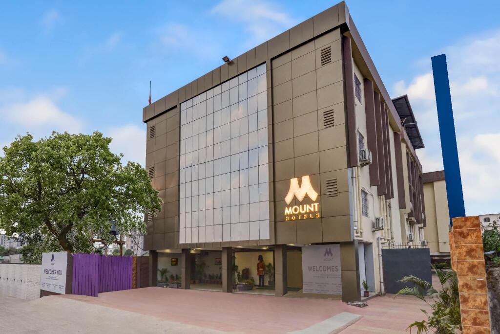 Силигури: Mount Amara Hotel & Spa