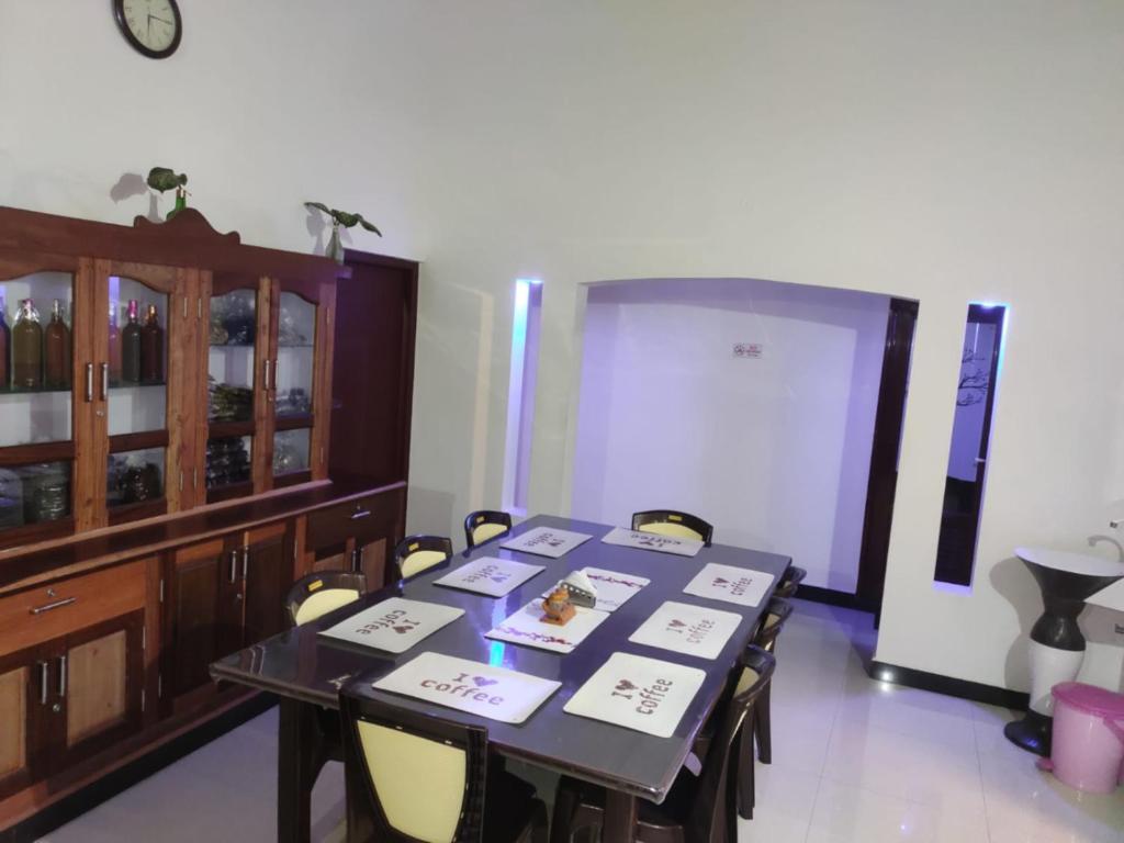 Кушалнагар: Spices Garden Homestay & Plantation Tour