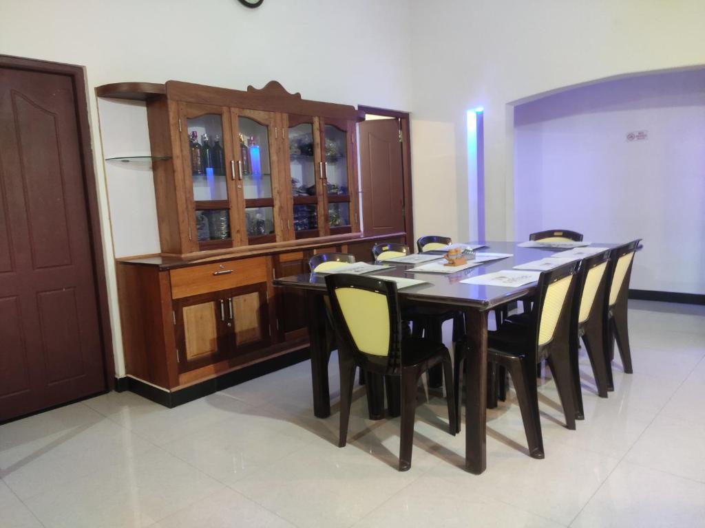 Кушалнагар: Spices Garden Homestay & Plantation Tour