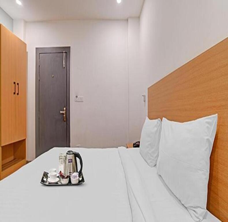 Индаур: Fabhotel Destiny 78