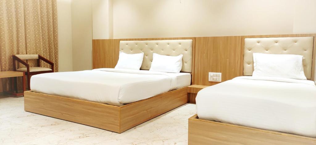 Ширди: Hotel 9 Coin
