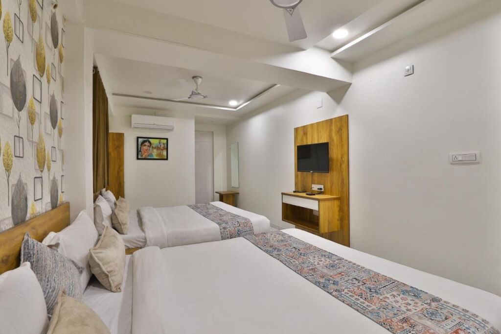Ахмедабад: Hotel SR Rooms