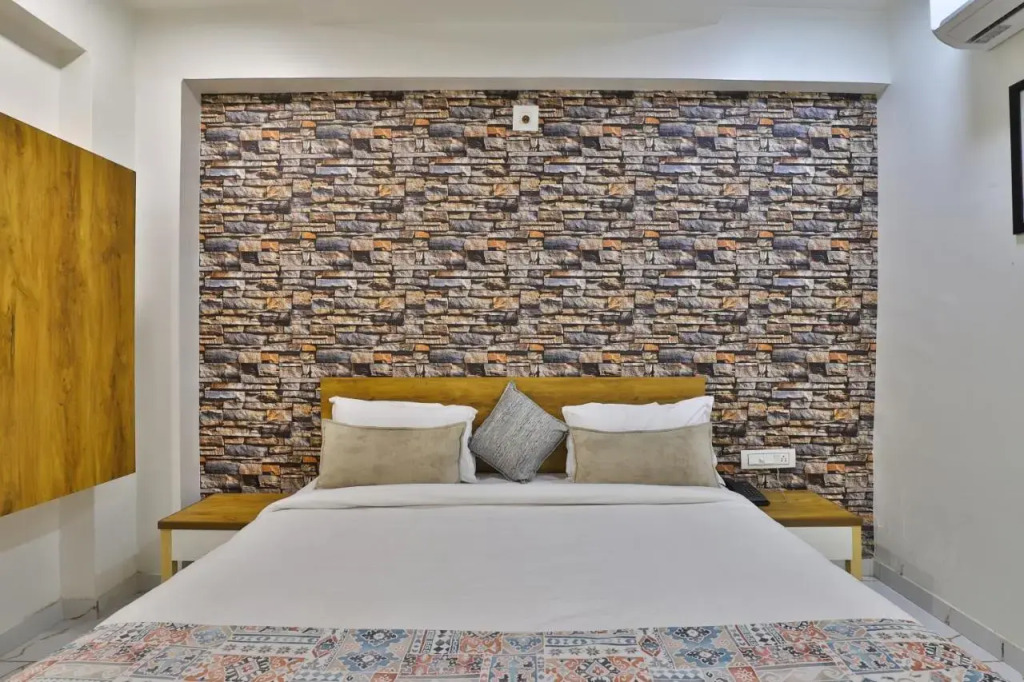 Ахмедабад: Hotel SR Rooms