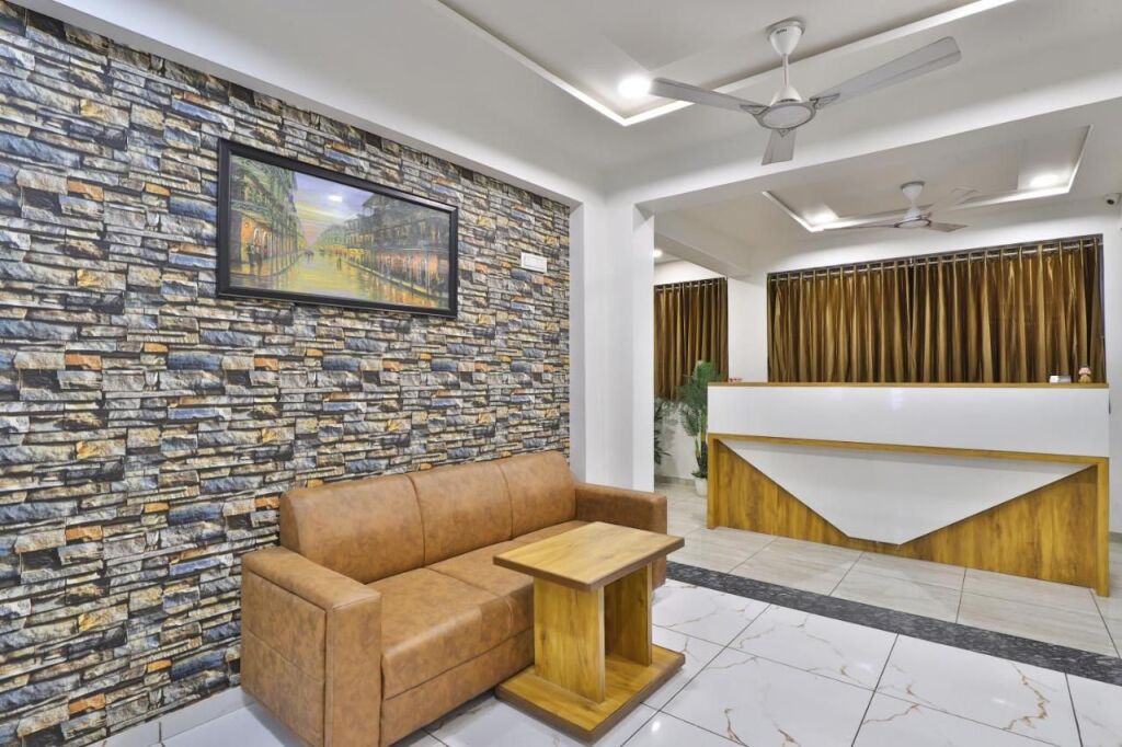 Ахмедабад: Hotel SR Rooms