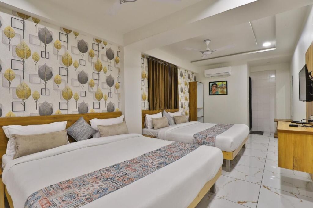 Ахмедабад: Hotel SR Rooms