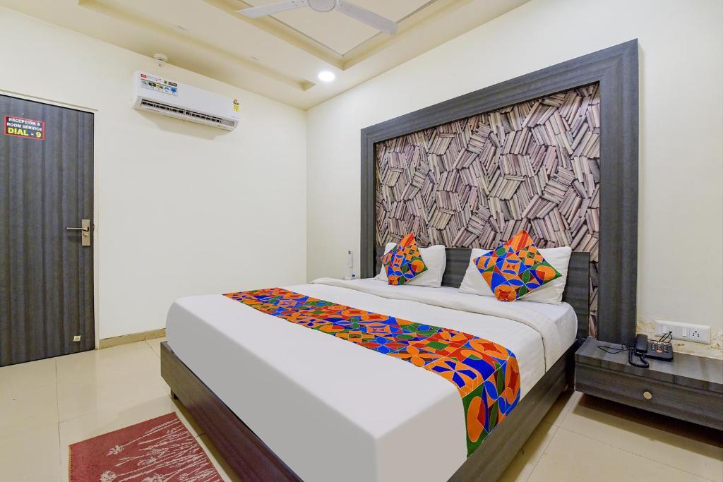 Ахмедабад: Hotel Pearl Villa