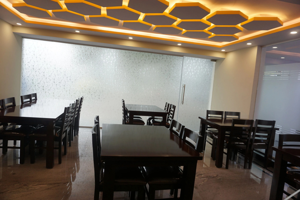 Бангалор: Zenith Hotels Hebbal Bangalore