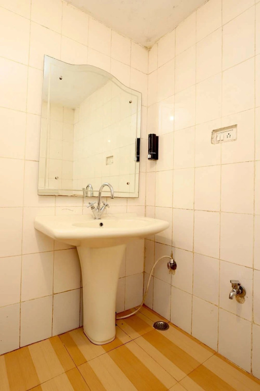 Бангалор: De-Rock Jungle Living Resort - Lexstay