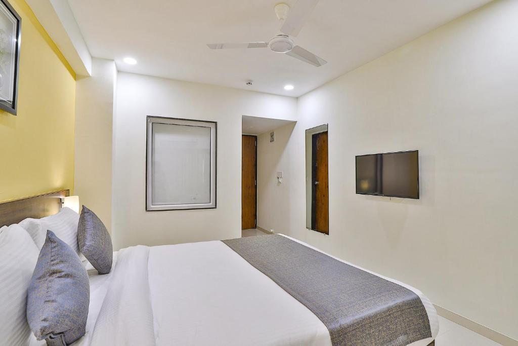 Ахмедабад: FabHotel Leo