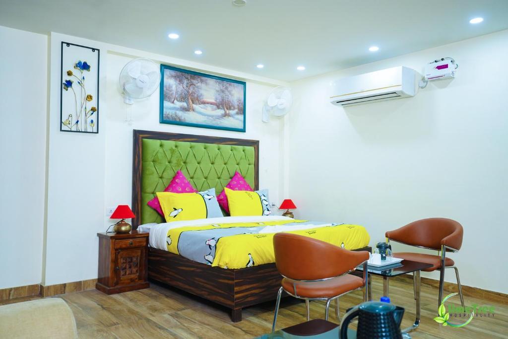 Гуруграм: Lime Tree Hotel Near 32nd Avenue Sector 29 Gurgaon