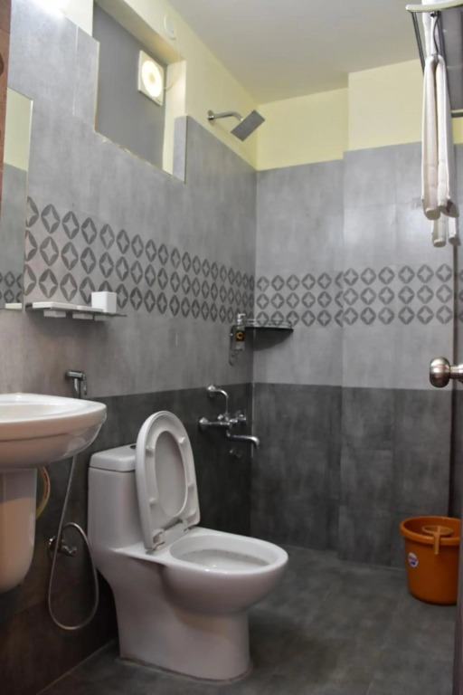 Бангалор: Crystal Inn Hotel