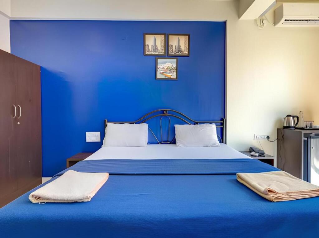 Вагатор: Hotel 7 Sea's Vagator
