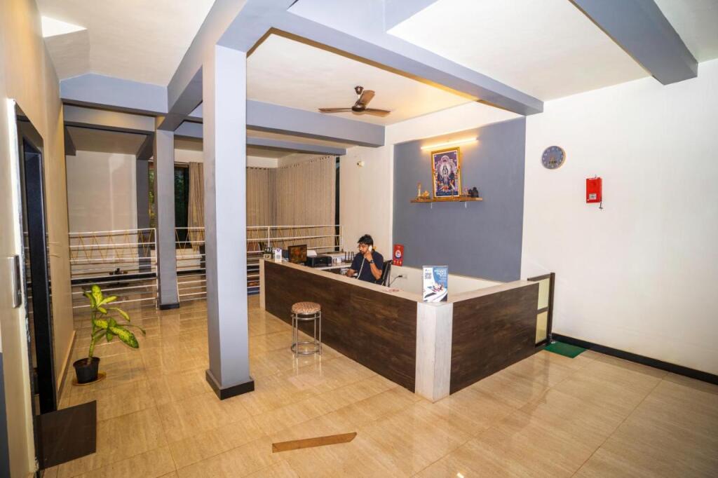Вагатор: Hotel 7 Sea's Vagator