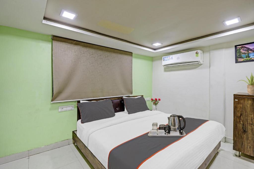 Ахмедабад: OYO 47110 Hotel Royal Palace